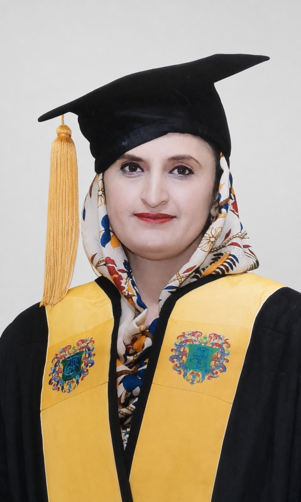 Portrait of Dr Bushra Aaqil